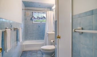 177 Elm St, Andover, MA 01810