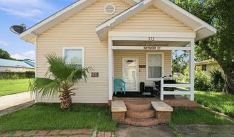 372 Reynoir St, Biloxi, MS 39530