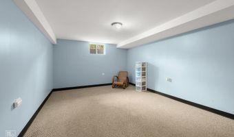 641 E Belmont Ave, Addison, IL 60101