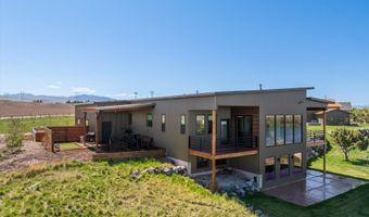 256 Snake River Dr, American Falls, ID 83211