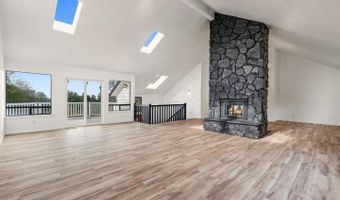 607 Saint Andrews Dr, Aptos, CA 95003
