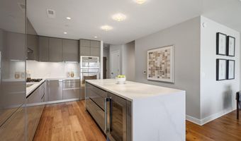 1781 N PIERCE St 501, Arlington, VA 22209
