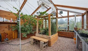 8695 Pine Dr, Beulah, CO 81023