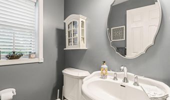 725 Province Line Rd, Allentown, NJ 08501