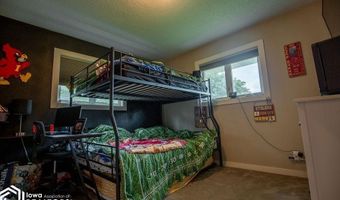 207 S Colby St, Algona, IA 50511