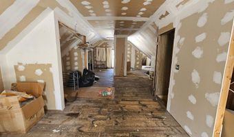 569 Buck Hill Rd, Arlington, VT 05250