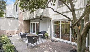 5230 POOKS HILL Rd #D-26, Bethesda, MD 20814
