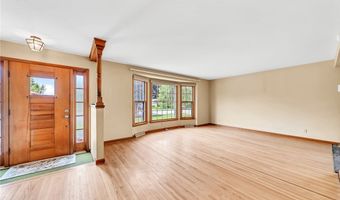 27 Lynn Lea St, Amherst, NY 14221