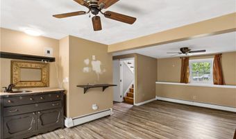 28 Eveready Ave, Bristol, RI 02809