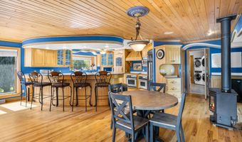 E7379 WASHINGTON Road, Algoma, WI 54201