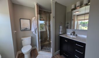 154 West St, Barton, VT 05822