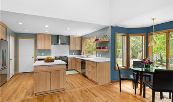 38 River Run, East Greenwich, RI 02818