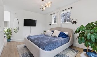 672 Danville Corner Rd, Auburn, ME 04210