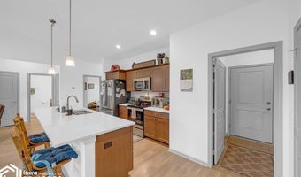 2914 SW Pleasant St, Ankeny, IA 50023