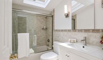 11 Pond Pl, Cos Cob, CT 06807