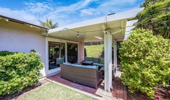 6809 Lipmann St, San Diego, CA 92122
