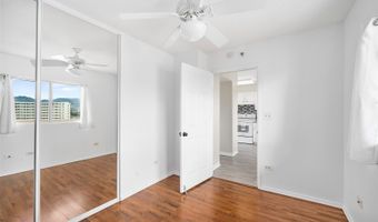 3075 Ala Poha Pl 1807, Honolulu, HI 96818