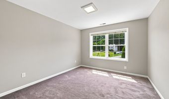 63 Meadow Brook Rd, Brookfield, CT 06804