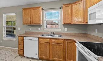 906 SW Summit Chase Rd, Bentonville, AR 72712