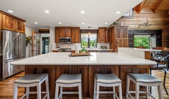 25143 Sportsmans Club Rd, Adel, IA 50003