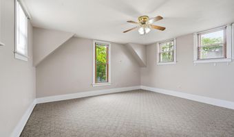 549 N Gilbert St, Ada, OH 45810