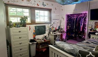 20 SKYLINE Pl, Astoria, OR 97103
