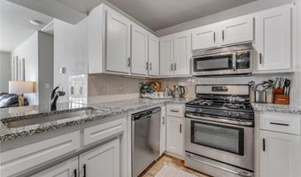 1902 SE Lawrence St, Bentonville, AR 72712