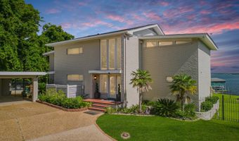435 Christi Ln, Biloxi, MS 39531