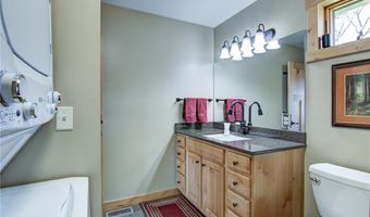 102 206th St, Alden, WI 54026