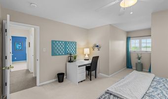 647 Waterford Ridge Dr, Ballwin, MO 63021