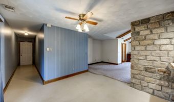 101 Highland Dr, Bardstown, KY 40004