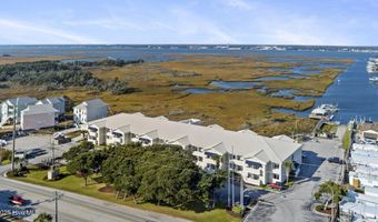 602 W Ft Macon Rd 148, Atlantic Beach, NC 28512