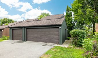 2623 Meade Ct, Ann Arbor, MI 48105
