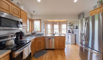 9199 50th St NW, Annandale, MN 55302