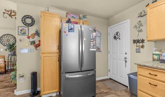 3714 Vinewood Dr, Anderson, CA 96007