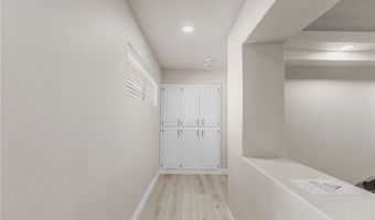 7471 Darby Ave, Las Vegas, NV 89117