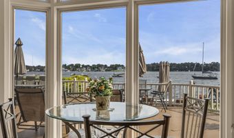 99 Holly Ln, Bayville, NJ 08721