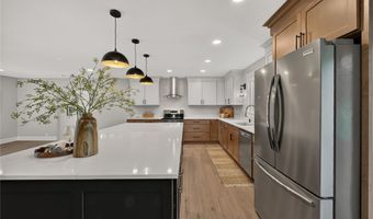 33944 Overton Cir, Adel, IA 50003