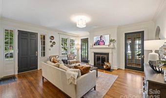 2119 Dilworth Rd E, Charlotte, NC 28203