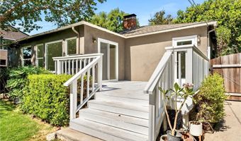1956 N Roosevelt, Altadena, CA 91001
