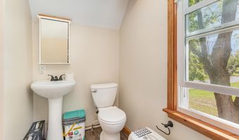 535 Hayes Ave, Alma, MI 48801