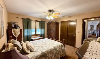 6 Bennett Ter, Ansonia, CT 06401