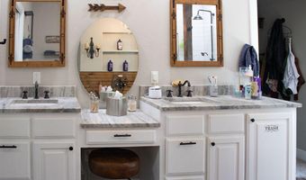 33765 S Coves Dr, Afton, OK 74331