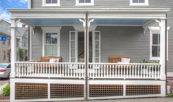204 Spring St, Newport, RI 02840