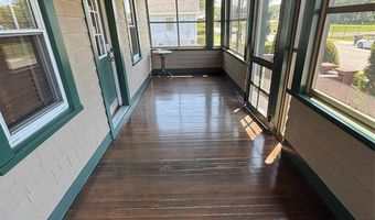 131 Hickory Ave, Bergenfield, NJ 07621