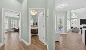 508 ISLEBAY Dr, Apollo Beach, FL 33572