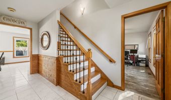 91 Ford St, Ansonia, CT 06401