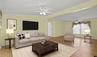 77 Lear Dr, Coventry, RI 02816