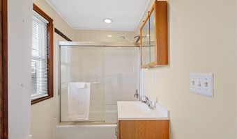 275 Hallam Rd, Amwell, PA 15301