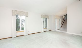 1116 N Old Fence Rd, Addison, IL 60101